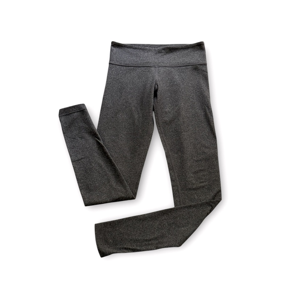 Women’s Lululemon Grey Leggings! Size 4!